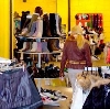 Магазины одежды и обуви в Калининской